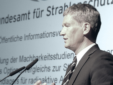 BfS-Präsident Wolfram König in Schöppenstedt