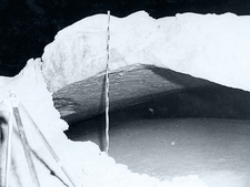Aufwölbung des Bodens in der Abbaukammer 6 auf der 553-Meter-Sohle (1967)
