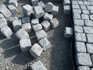 Building material: paving stones