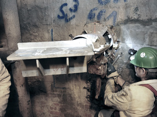 Montage einer Rohrkonsole Montage einer Rohrkonsole