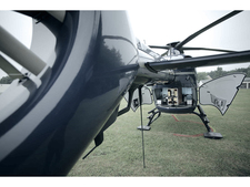 Blick in einen Hubschrauber mit Messsystem ARME Blick in einen Hubschrauber mit Messsystem ARME