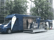 Das UV-Infomobil - Außenansicht Das UV-Infomobil - Außenansicht
